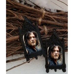 Daryl Dixon Earrings The Walking Dead Zombie Archer Apocalypse Action Hottie